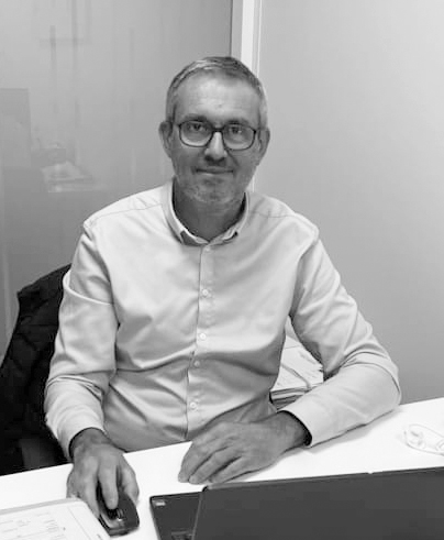 Stéphane Chelles dans son bureau